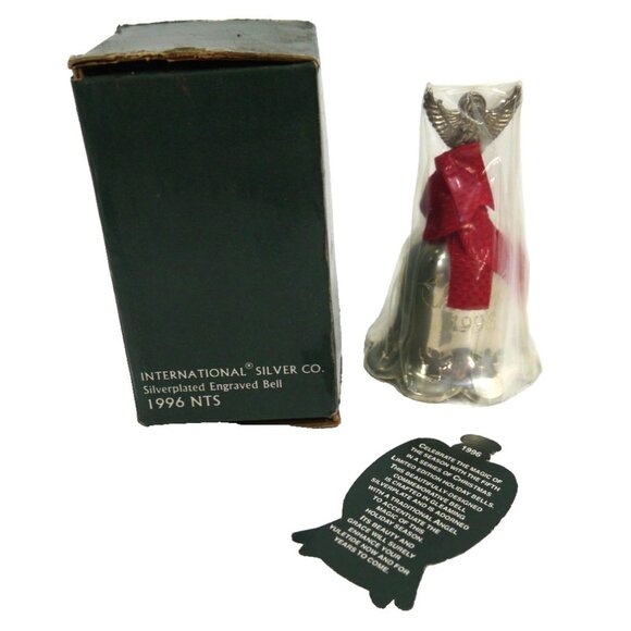 Vintage 3.5" Silverplated Engraved Christmas Bell 1996 INTERNATIONAL SILVER NEW - Picture 1 of 7